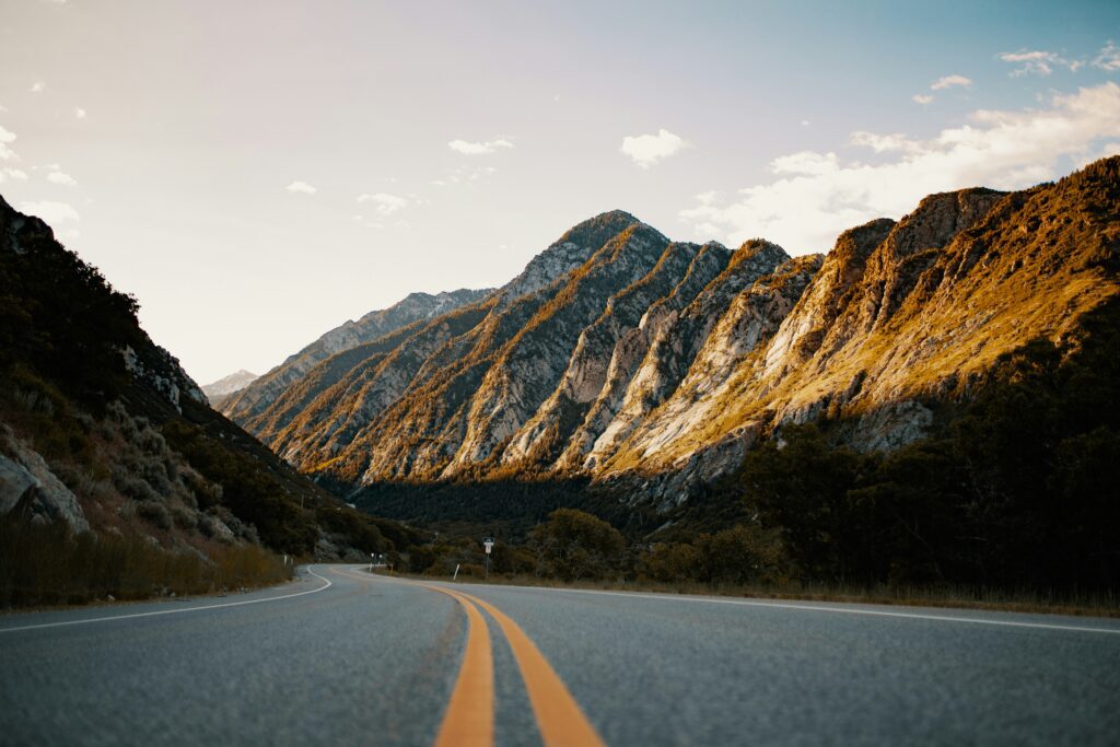 josh-sorenson-Z33d85enIBI-unsplash
