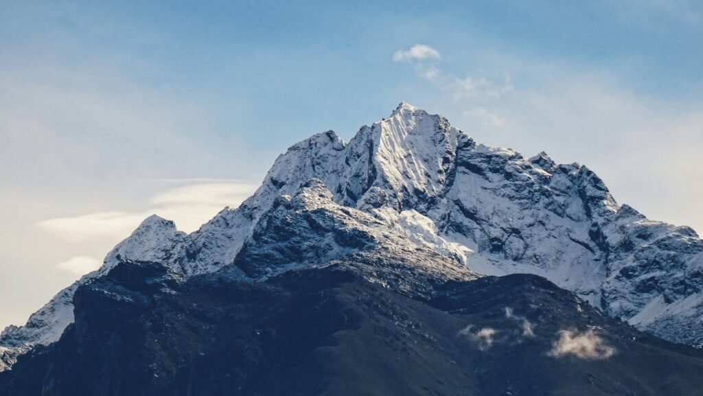edward-blanco-J6ZmF3qJlUQ-unsplash
