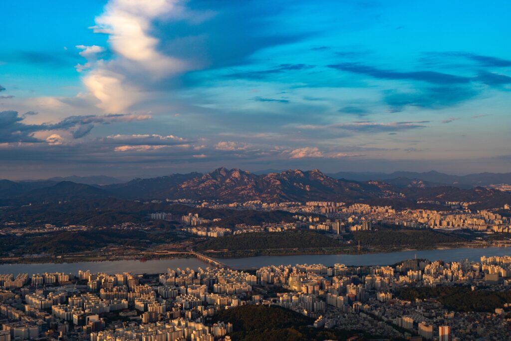 hyunwon-jang-5LIT5lKeQzU-unsplash