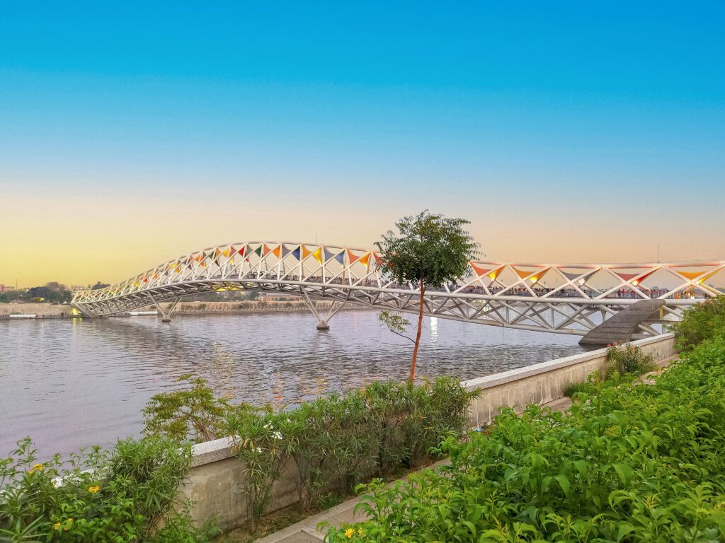 romi-kalathiya-px_lNdmB8uo-unsplash