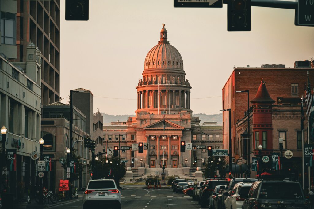 khay-edwards-fQIA0Ae52eU-unsplash