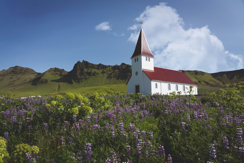 sigurdur-fjalar-jonsson-Op9qw9WuYjg-unsplash