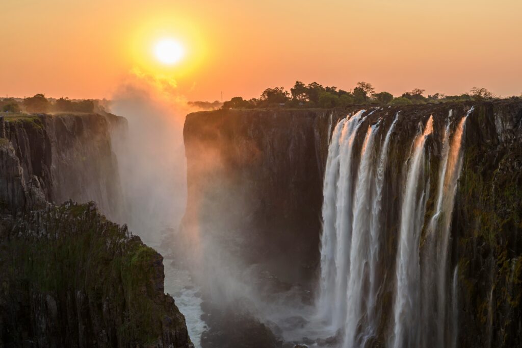 Chutes Victoria au coucher de soleil